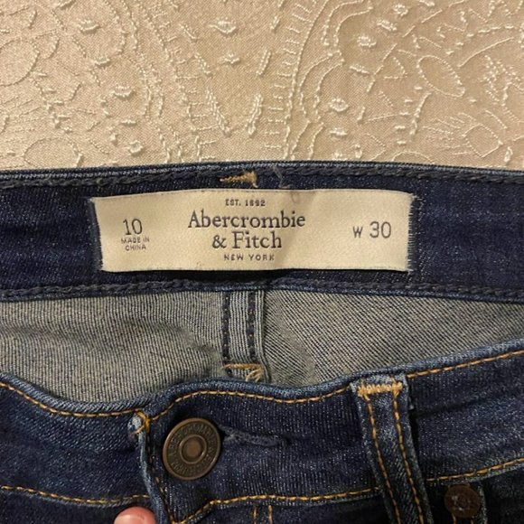 Abercrombie High Rise Skinny Jean - Picture 4 of 4